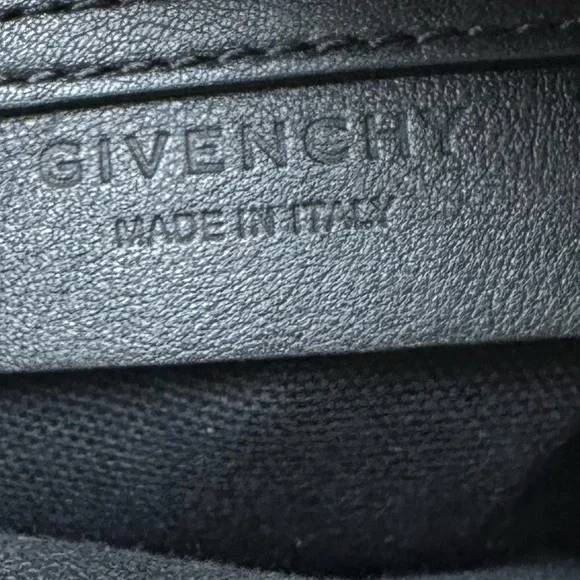 RARE Givenchy Antigona Oil Slick Iridescent satchel crossbody bag RETAIL 5,000 - Picture 11 of 13